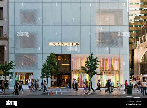 louis vuitton fifth avenue|louis vuitton 5th ave store.